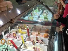 自助取餐区-柠檬车露(卖草地店)