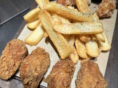 -九月里.自由花园餐厅