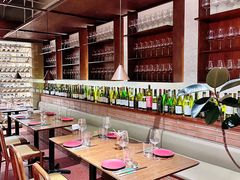 -肆海小川菜酒馆Wine Bistro (青年路店)