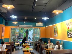 大堂-婉泰·特色小吃·舂鸡脚(告庄二店)