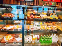面包甜点陈列柜-星巴克臻选(长沙运达中央广场店)