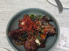 蜜汁香辣猪蹄-娜娜家•Nana's restaurant (南开大悦城店)