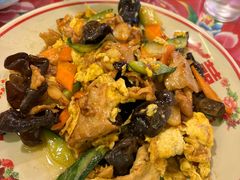 -闯关东东北农家菜(崂山石老人店)