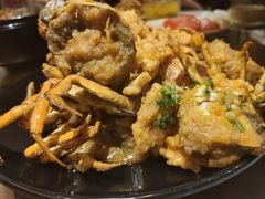 咸蛋黄焗螃蟹-一棠龙虾•王牌虾球(楚河汉街店)