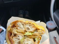 -卞姐蛋饼(陕西南路店)