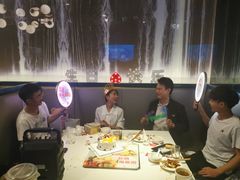 -海底捞火锅(长宁路龙之梦店)