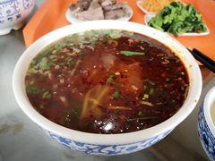 吾穆勒蓬灰牛肉-吾穆勒蓬灰牛肉面·清真(北滨河中路店)