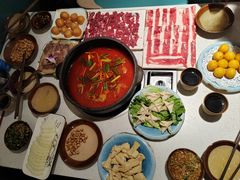 -贵府酸汤牛肉火锅·贵州老字号(飞山街店)