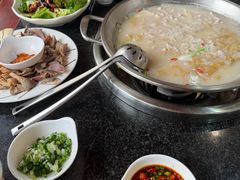 -老来福·非遗酸汤兔(凯旋路店)