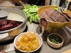 -巴奴毛肚火锅(二七万达店)