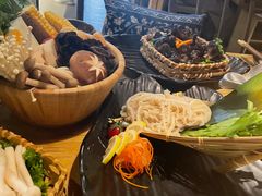 -湊湊火锅·茶憩(杭州湖滨银泰in77店)