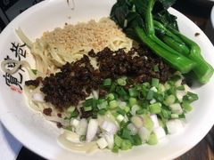 -张氏宽窄巷成都名小吃(茂业百货华强北店)