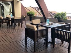 -三亚湾海居铂尔曼度假酒店