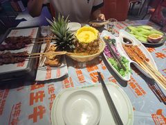 -威记烧嘢·南宁烧烤·超级生牛(绿地店)