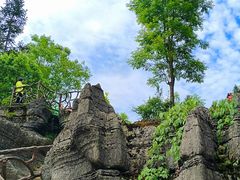 -梭布垭石林景区