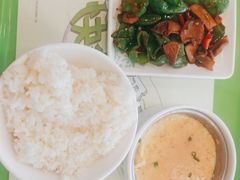 -老乡鸡(南京首创立方店)