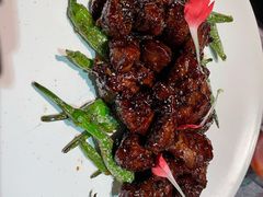 虎皮椒配黑椒牛肉粒-蟹榭·本帮江浙菜·蟹宴(五角场合生汇商场店)