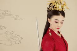 点击看大图 -盘子女人坊古装写真摄影(长春总店)