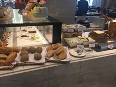 -飨食汇全日制餐厅·昆山皇冠假日酒店(九方店)