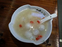 -黑白电视长沙小吃(美林M·LIVE天地东座店)