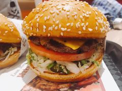 -The Habit Burger Grill 哈比特汉堡(爱琴海店)