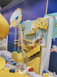 -开心巴士(世纪东方商业广场店)