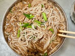 -正宗杨记普洱酸醋米线(总店)