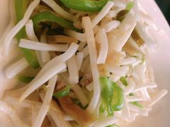 芦苇根炒肉丝-梦缘水乡·湖景餐厅
