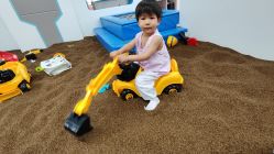 -孩子王童乐园(西安盛龙店)