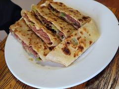 -溢心园香河肉饼总店