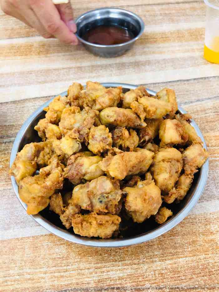 渔村炸鸡店-"渔村炸鸡店可以说是三亚的一家网红店了,处.