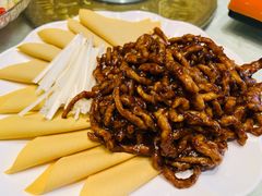 -鑫巴蜀小镇 · 水煮鱼专研店(玉桥店)