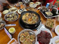 -三亚火车头万人海鲜广场