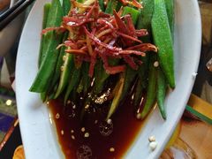 -云海肴·汽锅鸡·云南菜(天山百盛优客店)