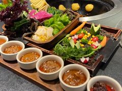 -蘸小院铁锅炖·蘸酱菜·东北菜(怀远门店)