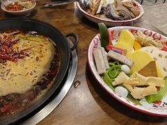 -馋虫重庆火锅(玉林南街店)