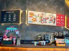 -星巴克(深圳龙华红山6979店)