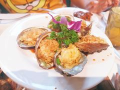 -领鲜活海鲜榴莲自助火锅(东门店)