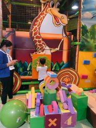 -探奇游乐园(烟台大悦城店)