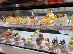 -花花卷卷·鲜食蛋糕(静安久光百货店)