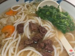 -鑫花溪牛肉米粉(凤凰街创始总店)