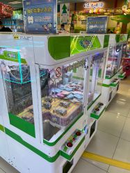 -莫莉幻想儿童乐园(武汉经开永旺店)