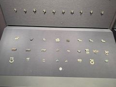 -鄂尔多斯博物馆