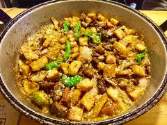 羊排炕锅肉-老钟家烤羊排·敦伊阁清真餐厅胡羊焖饼