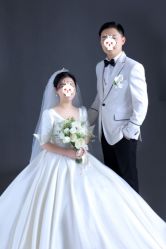 -喜爱高定婚纱摄影