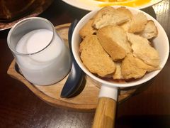 -觅山云南菜(泊富ICITY店)