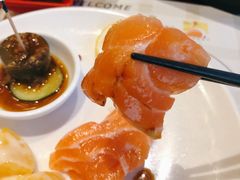 -荣誉国际酒店-云顶旋转餐厅