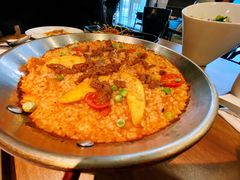 红烩牛肉薯角海鲜饭-四季天方包子