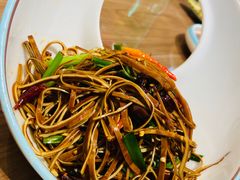 -有红鸡毛店·川菜(建设路店)