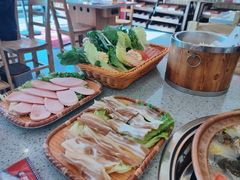 -阿婆情腊排骨火锅(金虹路店)